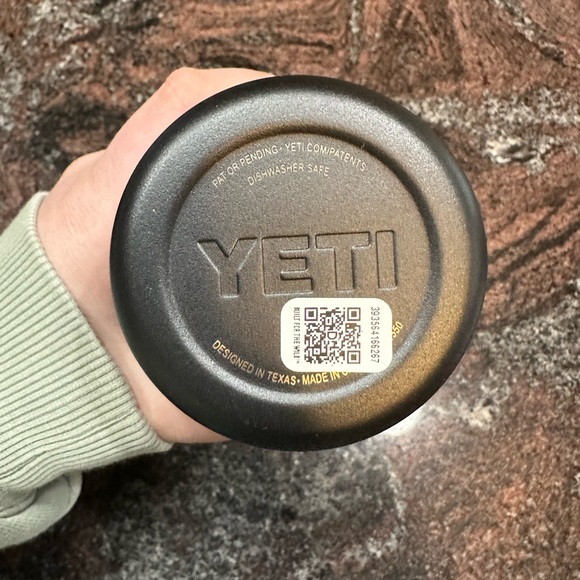 NWT Yeti Rambler Colster for 12oz slim can - Picture 6 of 7